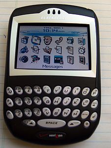 452px-Blackberry7250